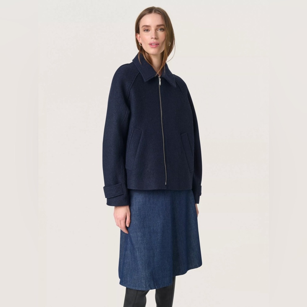 Soaked in Luxury Women's Dark Blue Utility Jacket